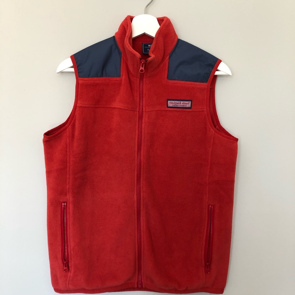Vineyard Vines Boy’s XL fleece vest